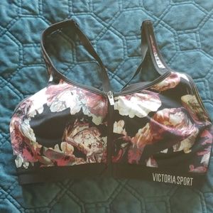 Victoria's secret sports bra 34d